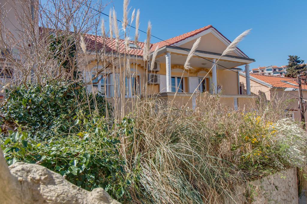 Apartments Popi Mali Lošinj Exterior foto